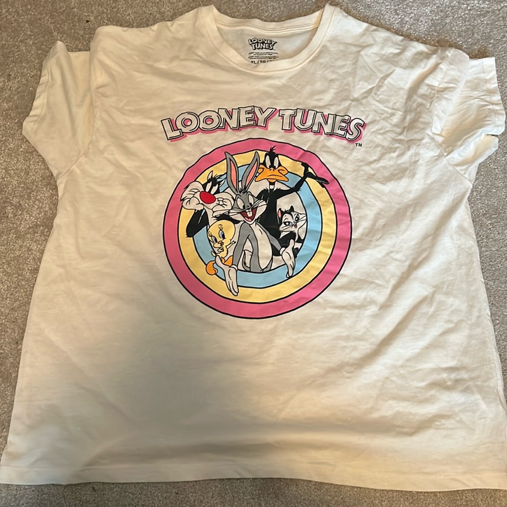 Looney Tunes T shirt